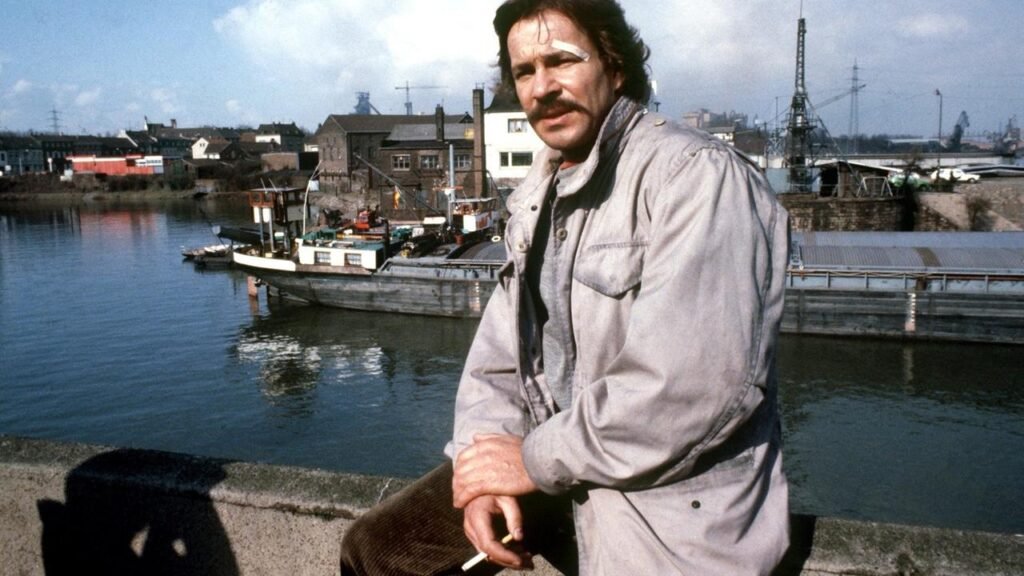 Götz George starker Raucher – Wie sehr prägte das Rauchen sein Leben und sein Image? Götz George starker Raucher